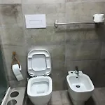 Nadyle House 게스트하우스 3*