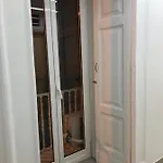 Nadyle House