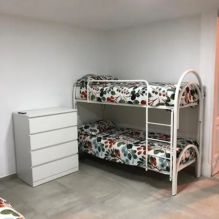 Nadyle House Nápoles