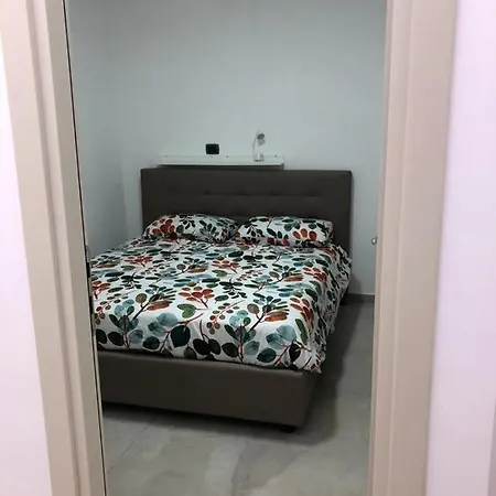 Nadyle House Nápoly