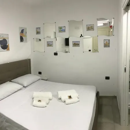 Nadyle House Pensionat Neapel