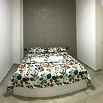 Nadyle House 3*