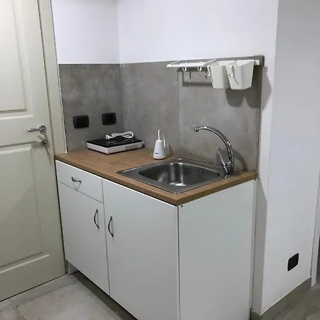 Nadyle House Pensjonat Neapol